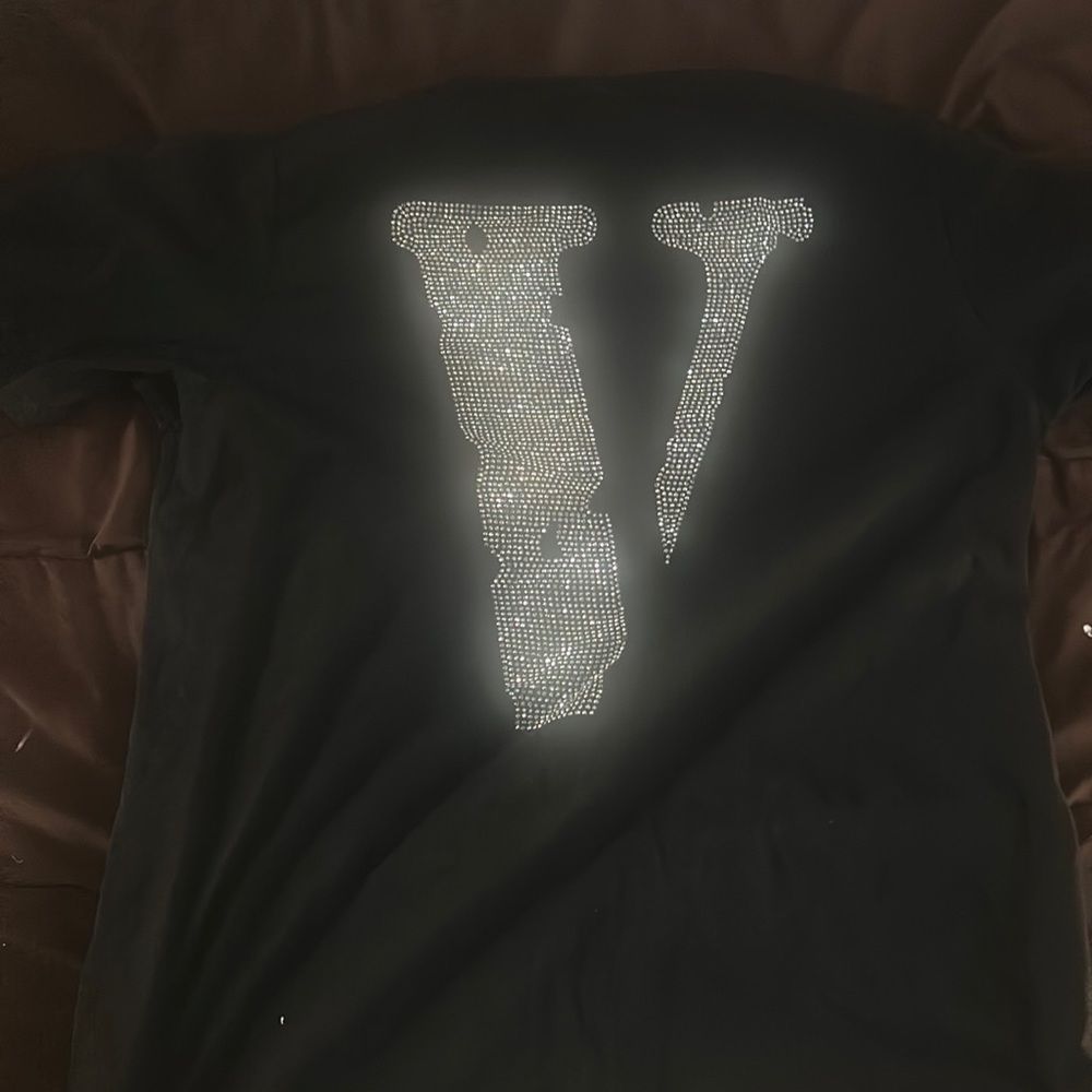 *Worn Once* Authentic VLone x Swavorski Friends Tee Shirt